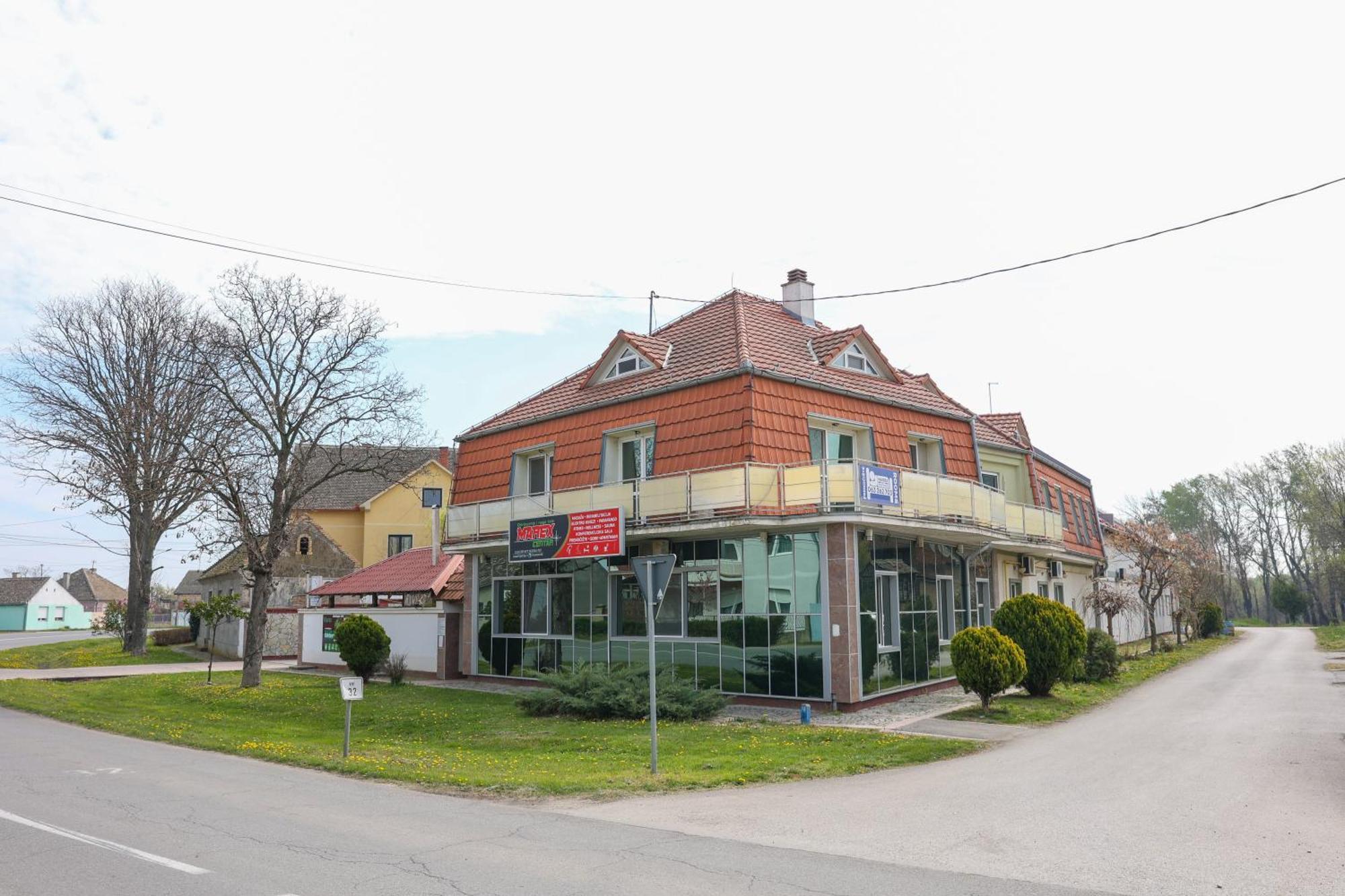 Marex Centar Jabuka Exterior foto