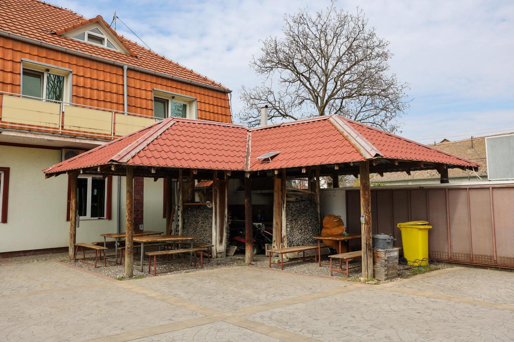 Marex Centar Jabuka Exterior foto